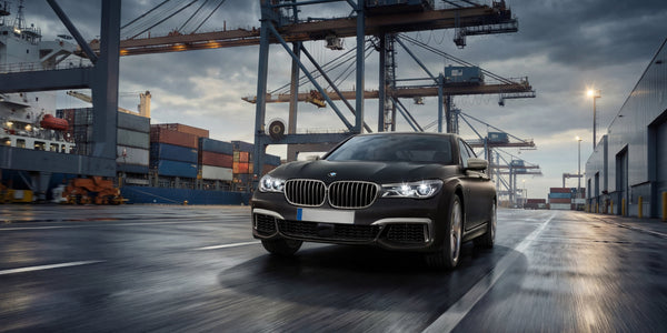 BMW M760e Charging cable