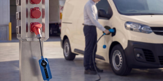 Voldt® Transportabel lader til bil CEE | 3 faset | 8A-32A | 22kW + APP